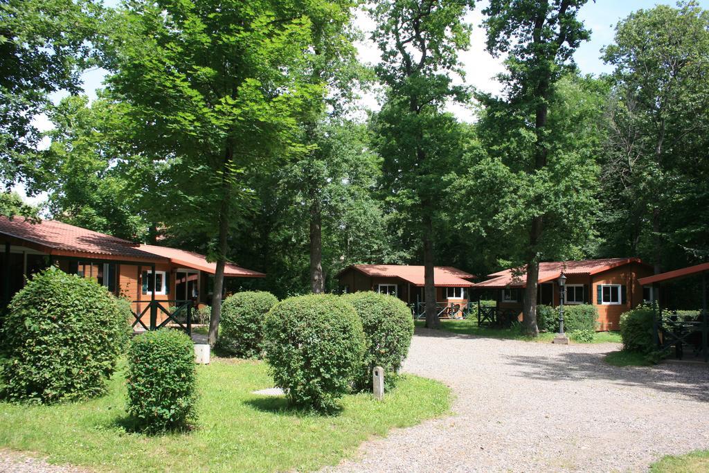 Chateau De La Grange Fort Issoire Zimmer foto